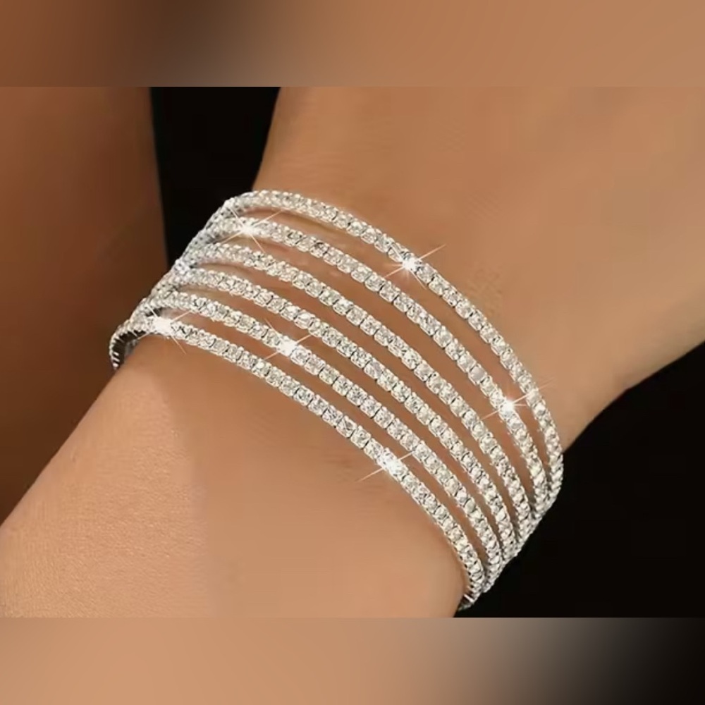 Elegant Silver Rhinestone Bracelet
